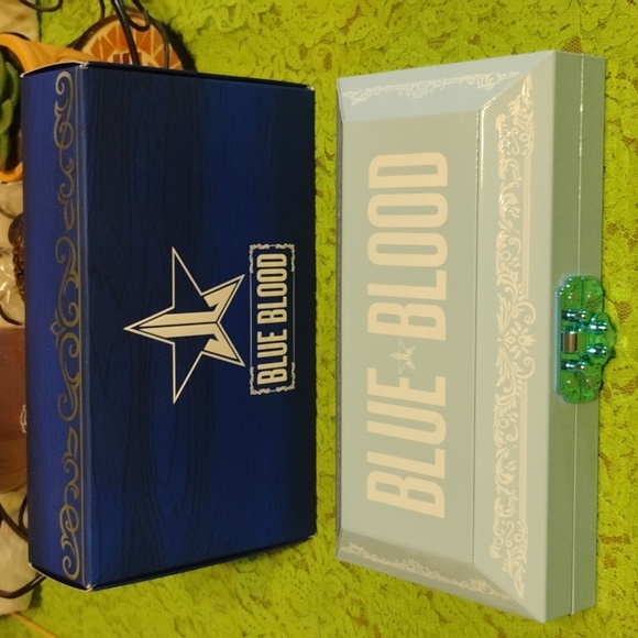 Jeffree Star BLUE BLOOD LARGE EYE SHADOW PALLET NWT Out of stock on webpage - Picture 2 of 3